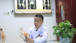 守護(hù)骨與關(guān)節(jié)的藝術(shù)人生—訪我院關(guān)節(jié)創(chuàng)傷骨科專家余黎明