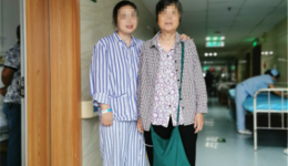 母女倆同患膽結(jié)石 先后在我院實(shí)施腹腔鏡手術(shù)