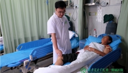 小心蛇出沒！我院一周內(nèi)收治11名毒蛇咬傷患者