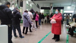 【卓越人文在湖一】 節(jié)后看診高峰，他們用堅守送上健康祝福